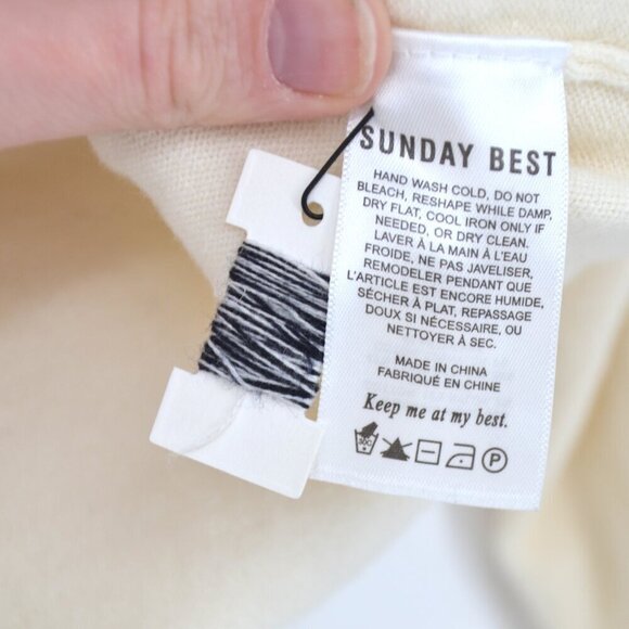 Aritzia Sunday Best Wool Blend Crewneck Sweater Color Block Cream Navy Women's S - Picture 4 of 5